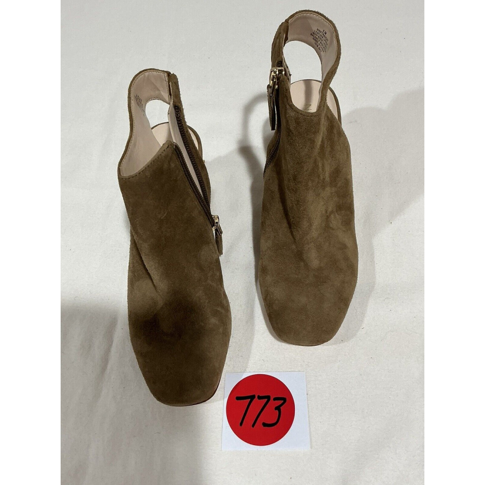 Woman’s 9 West Size 5 Tan Suede Stacked Heel W Grommets Backless Ankle Shoe Boot